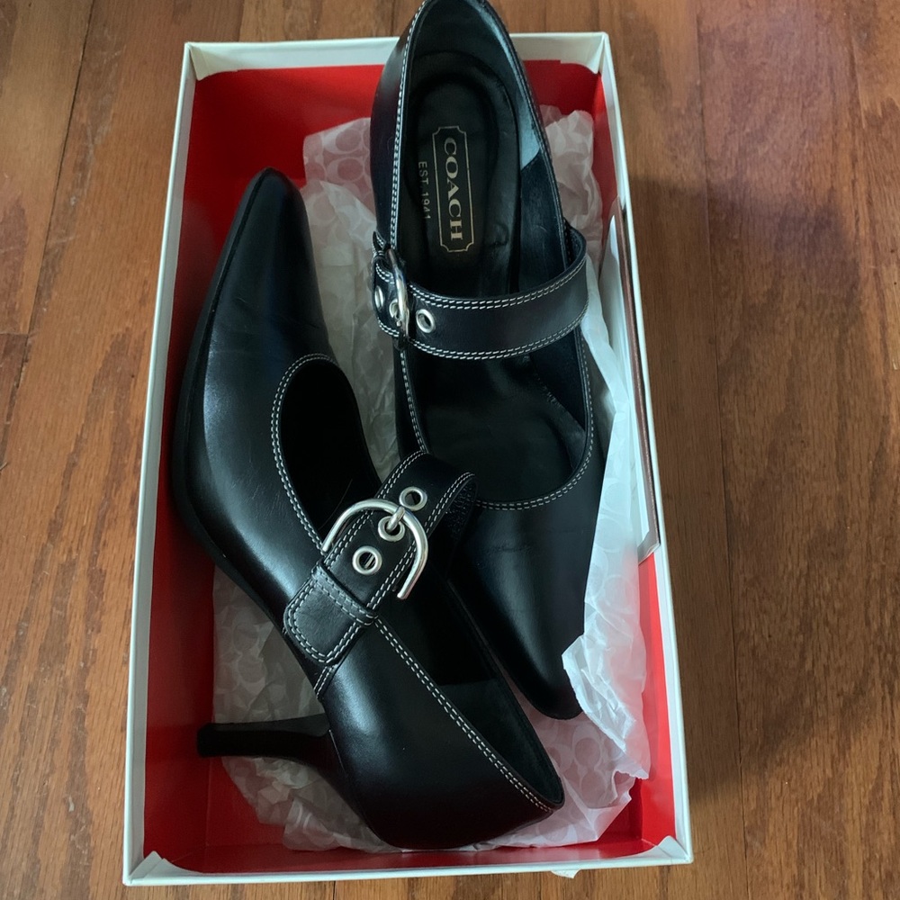 Coach Julianne baby Calf heels. Never worn